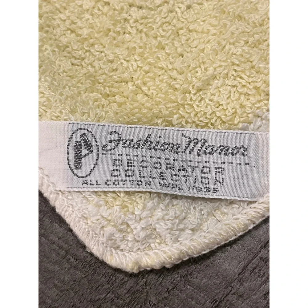 Vintage Fashion Manor Yellow Rose Towel Set 3pc Cotton Fringe Floral Retro 70s